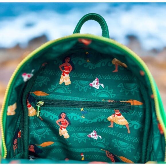 Exclusive: Moana Heart of Te Fiti Sequins Mini Backpack. - Picture 5 of 5